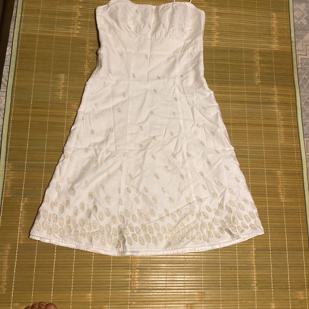 ANN TAYLOR OF WHITE AND GOLD DRESS SIZE 0